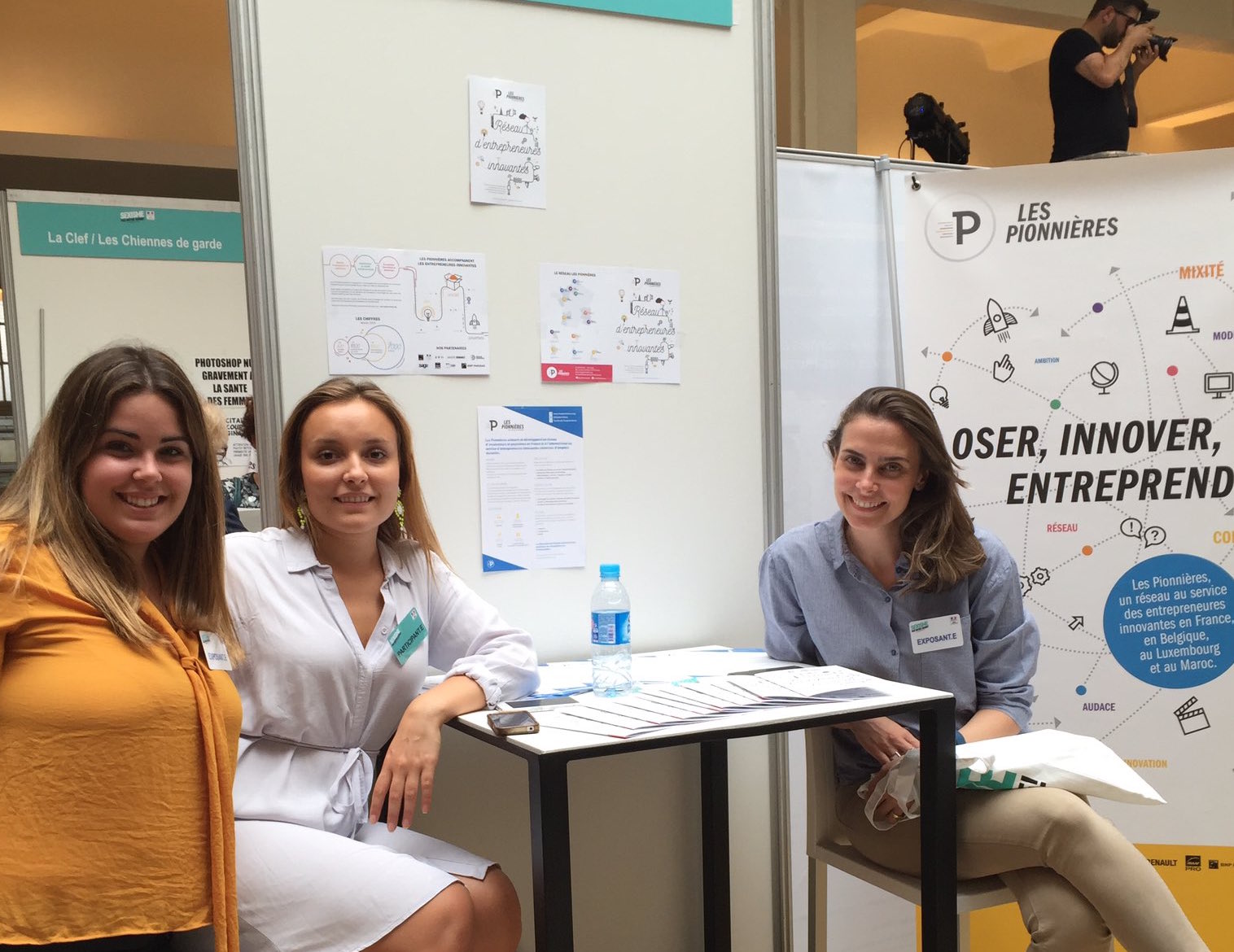 cr1lzwgwcaa-y5v-jpg-large